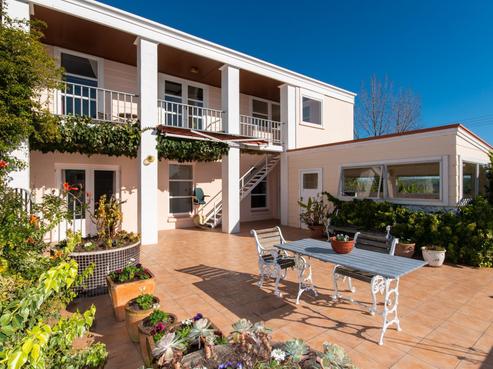 24 Longview Road, Poraiti