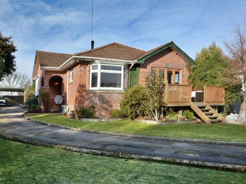 11 Skerries Street, Outram