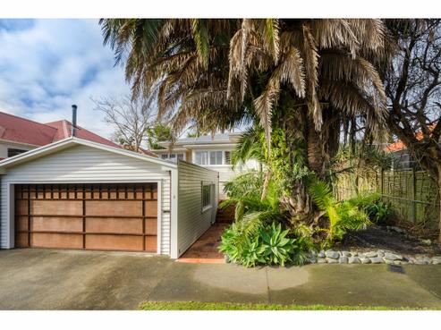 9 Winsomere Crescent, Westmere