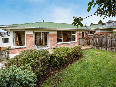 26 Pioneer Crescent, Helensburgh