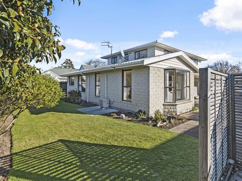 2/120B Roydvale Avenue, Burnside