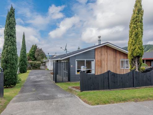50A Kapiti Road, Paraparaumu