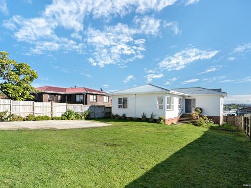 43 Bradbury Road, Botany Downs