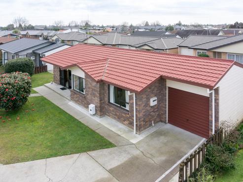 14C Enderley Avenue, Enderley
