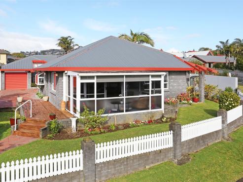 9 Girdhar Place, Pukekohe