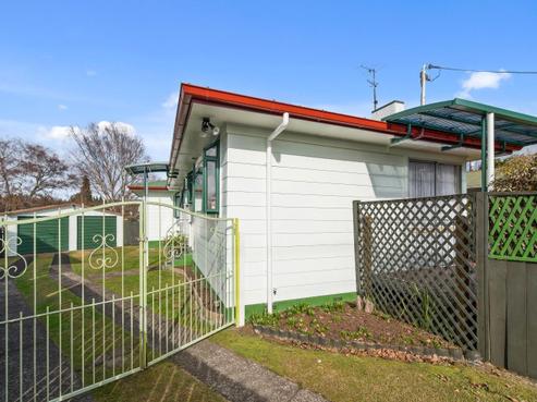 45 Lisa Crescent, Mangakakahi