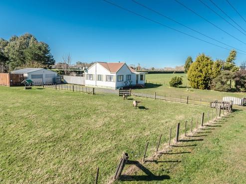2021 Orini Road, Whitikahu