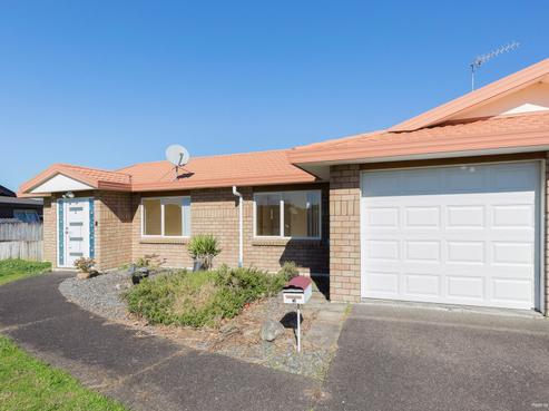 2/15 O'Sullivan Place, Waiuku