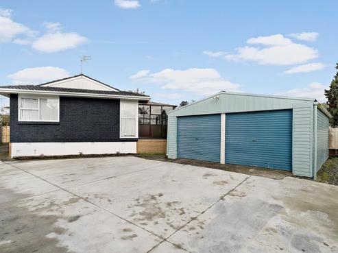 45 Thornlow Street, Glendene