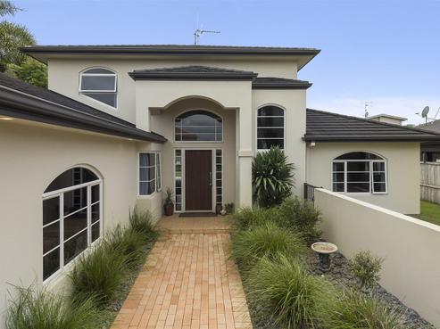 6 Keswick Crescent, Huntington