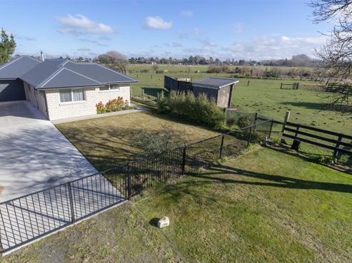 19 Swindells Road, Waikuku Beach