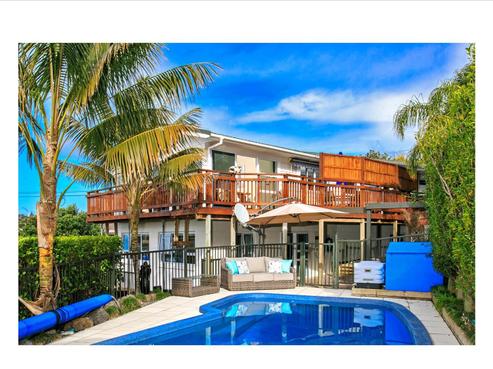 2 Phillipa Place, Browns Bay