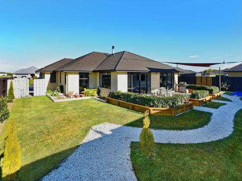 37 Chervier Street, Leeston