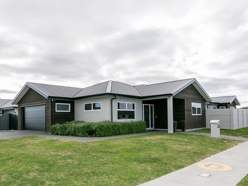 9 Rotoiti Way, Poraiti