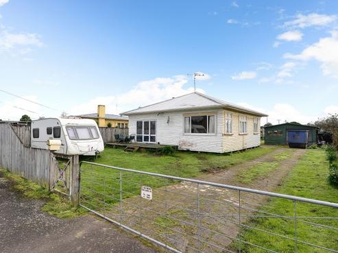 12 Ramsay Street, Frankton