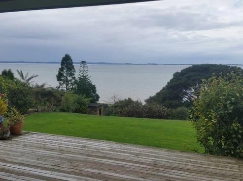 27 Seaview Terrace, Manukau Heads
