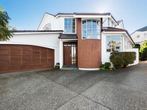 2/10 Ringwood Street, Torbay