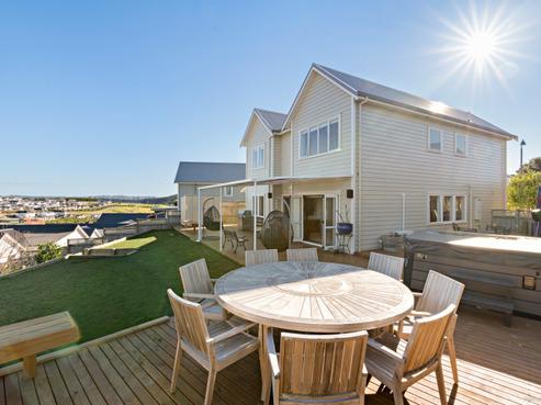 3 Harwich Court, Gulf Harbour