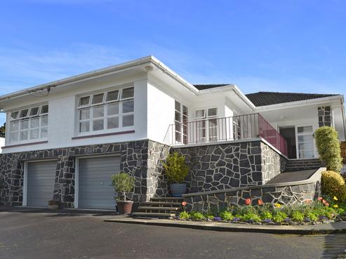 11 Grand View Road, Kamo