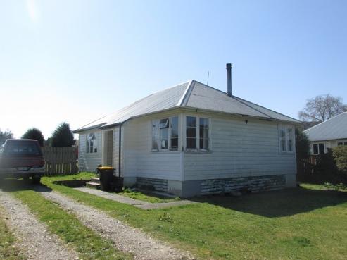 6 Conlon Street, Reefton