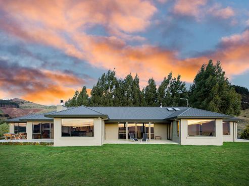 247 Main South Road, East Taieri