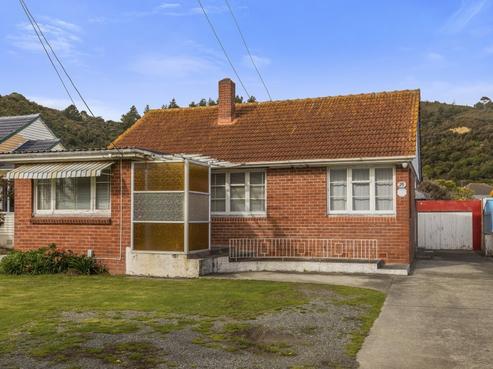 20 Peck Street, Taita