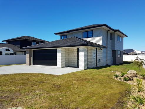 39 Stace Hopper Drive, One Tree Point