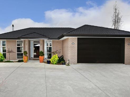 12 Petticoat Lane, Doyleston