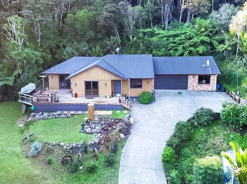 125 Stoney Creek Drive, Waitakere