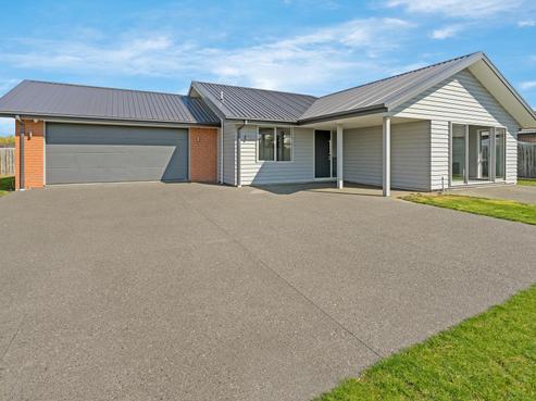 8C Pemberton Drive, Darfield