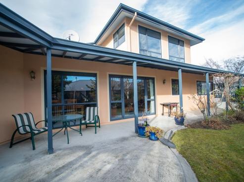 3 Albert Drive, Clyde