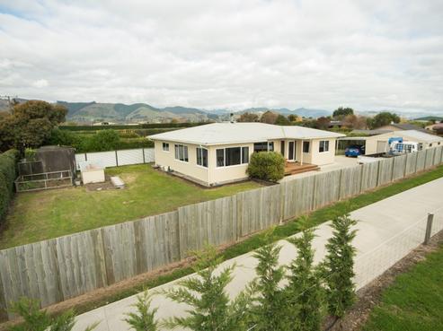 70 Ranzau Road, Hope