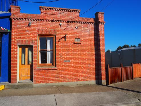 7 Saunders Street, Owaka