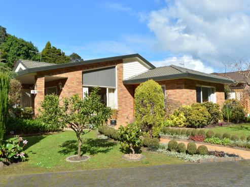 12 Garden Court, Woodhill
