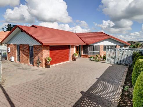 14 West Ridge Drive, Western Heights