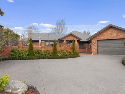 14 Dunmurry Place, Casebrook