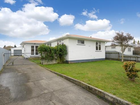423 Huia Street, Camberley