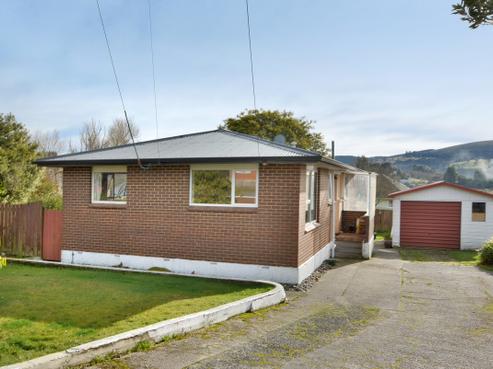 308 Brockville Road, Brockville