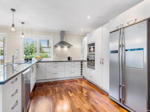 6 Ina Ville Drive, Pukekohe