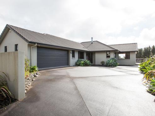 11 Ashmore Drive, Frankleigh Park