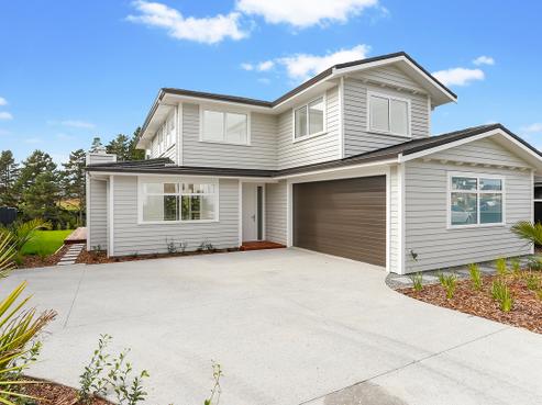150 Colonial Drive, Silverdale
