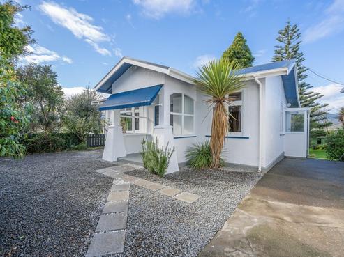 48 Ocean Road, Paraparaumu Beach