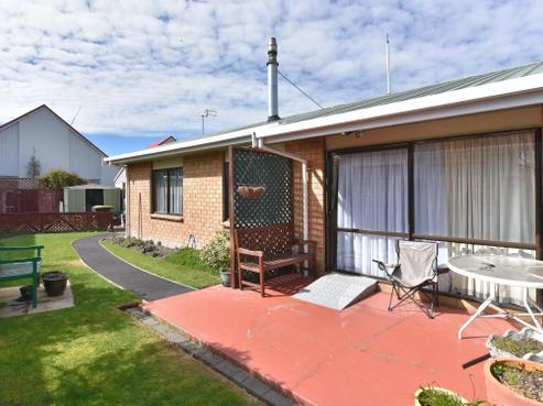 30 Woodend Road, Woodend