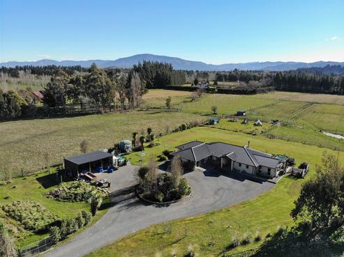 239 Loburn Terrace Road, Loburn