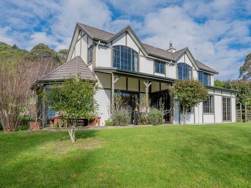 136 Huia Street, Waikanae
