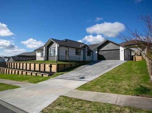 22 Alpers Ridge, Leamington