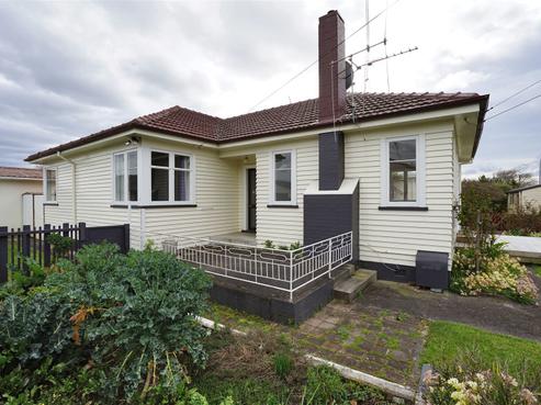 5 Sandwich Road, Saint Andrews