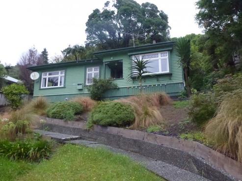 36 Freyberg Terrace, Greymouth