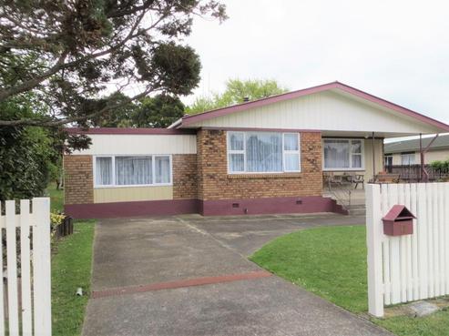 18 Churchill Avenue, Te Aroha