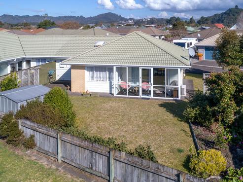 21 Campbell Close, Whangamata